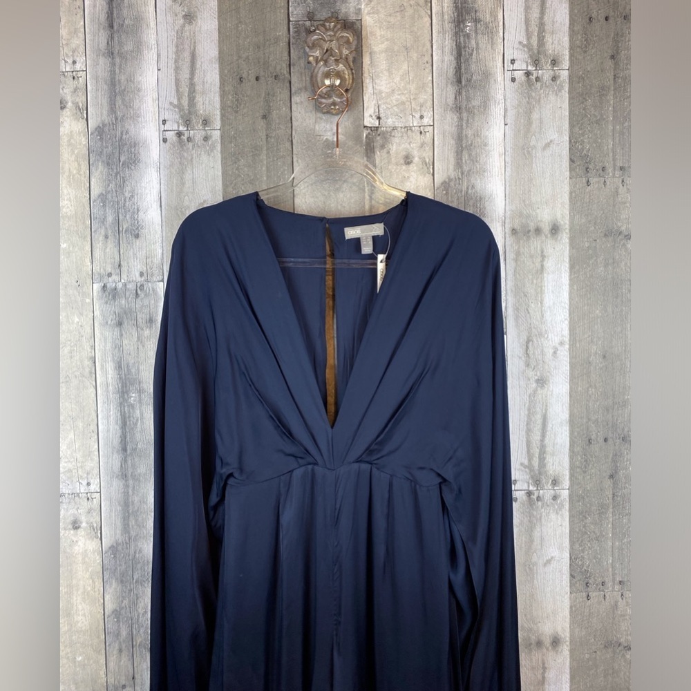 NWT ASOS Edition Satin Cape Sleeve Jumpsuit in Navy Blue Size 2. - Picture 4 of 15